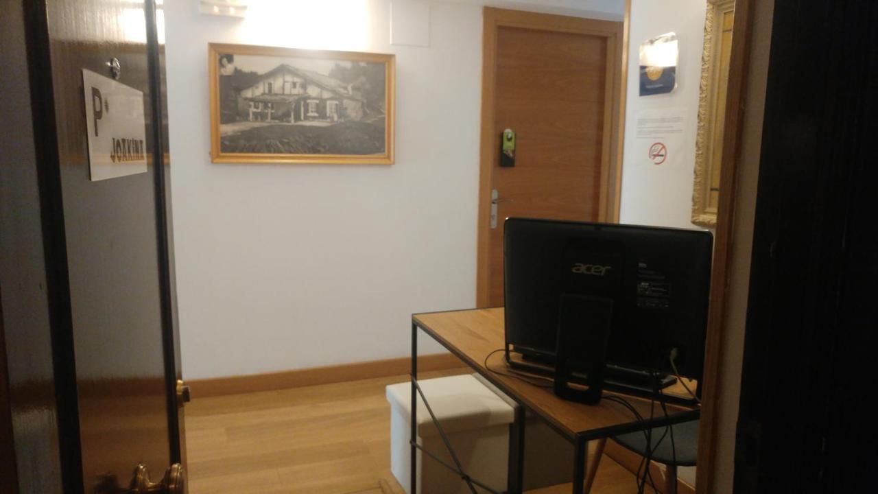 Pension Joakina San Sebastián Eksteriør bilde